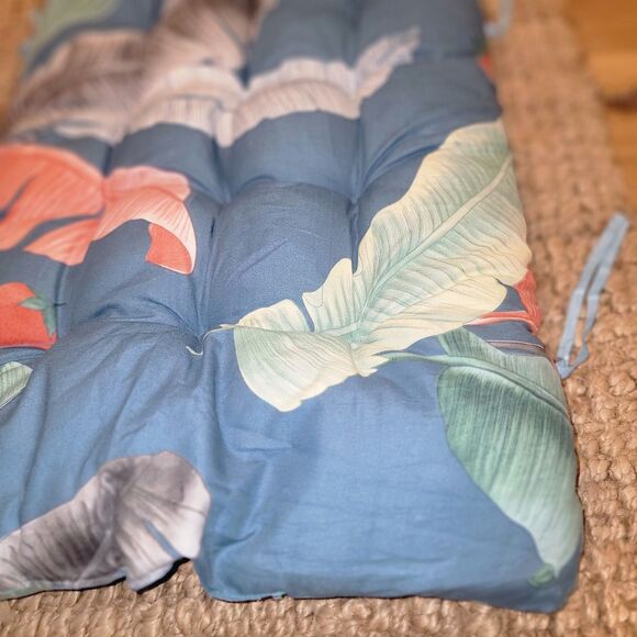 Tropic Floral Indoor/Outdoor Chaise Lounge Cushion with Ties & Top Wrap *Plush* - Picture 8 of 14